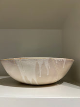 Load image into Gallery viewer, 17" Round Bowl