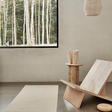 Load image into Gallery viewer, Emm Vanilla/White Metallic Rug