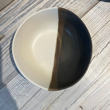 Load image into Gallery viewer, 6" Round Bowl
