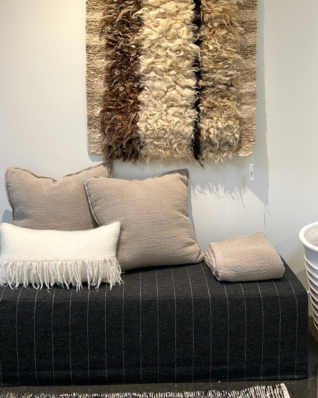 Ben Bench in Napa Black