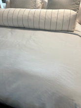 Load image into Gallery viewer, Libeco California Duvet
