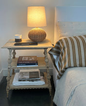 Load image into Gallery viewer, Oak Side Table
