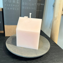 Load image into Gallery viewer, House Candle
