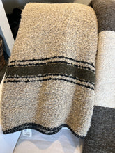 Load image into Gallery viewer, Riverton Blanket Natural/Khaki
