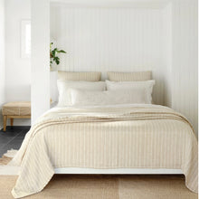 Load image into Gallery viewer, Frankie Natural Handwoven Jute Rug
