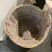 Load image into Gallery viewer, Round Rattan Basket
