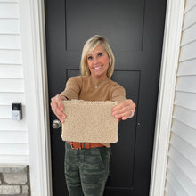 Load image into Gallery viewer, Scraps Shearling Pouch
