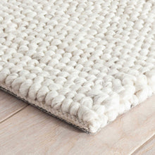 Load image into Gallery viewer, close up of the ivory rug and the seem
