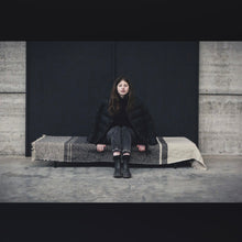 Load image into Gallery viewer, Libeco Francis Throw
