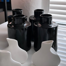 Load image into Gallery viewer, Serax Helena Vase
