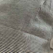 Load image into Gallery viewer, libeco striped pillow sham close up
